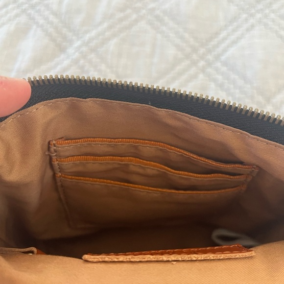 HOBO Dark Brown Leather Bag with Tan Interior - Picture 3 of 8